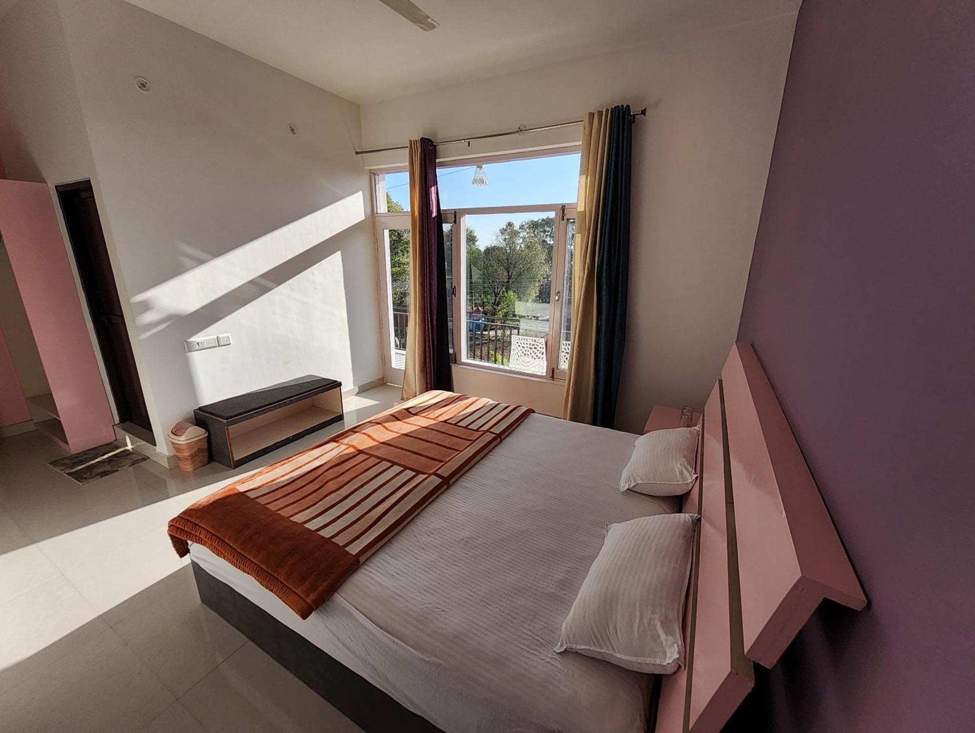 Destination Bir Hostel Екстериор снимка