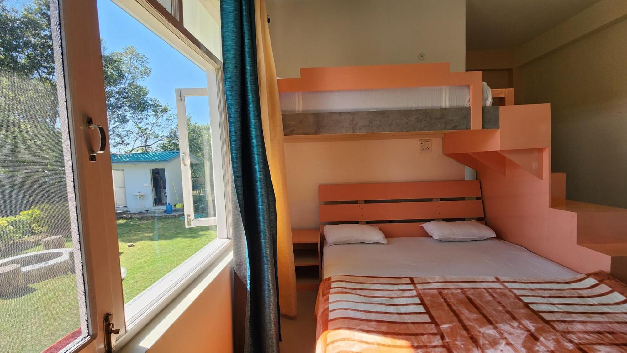 Destination Bir Hostel Екстериор снимка